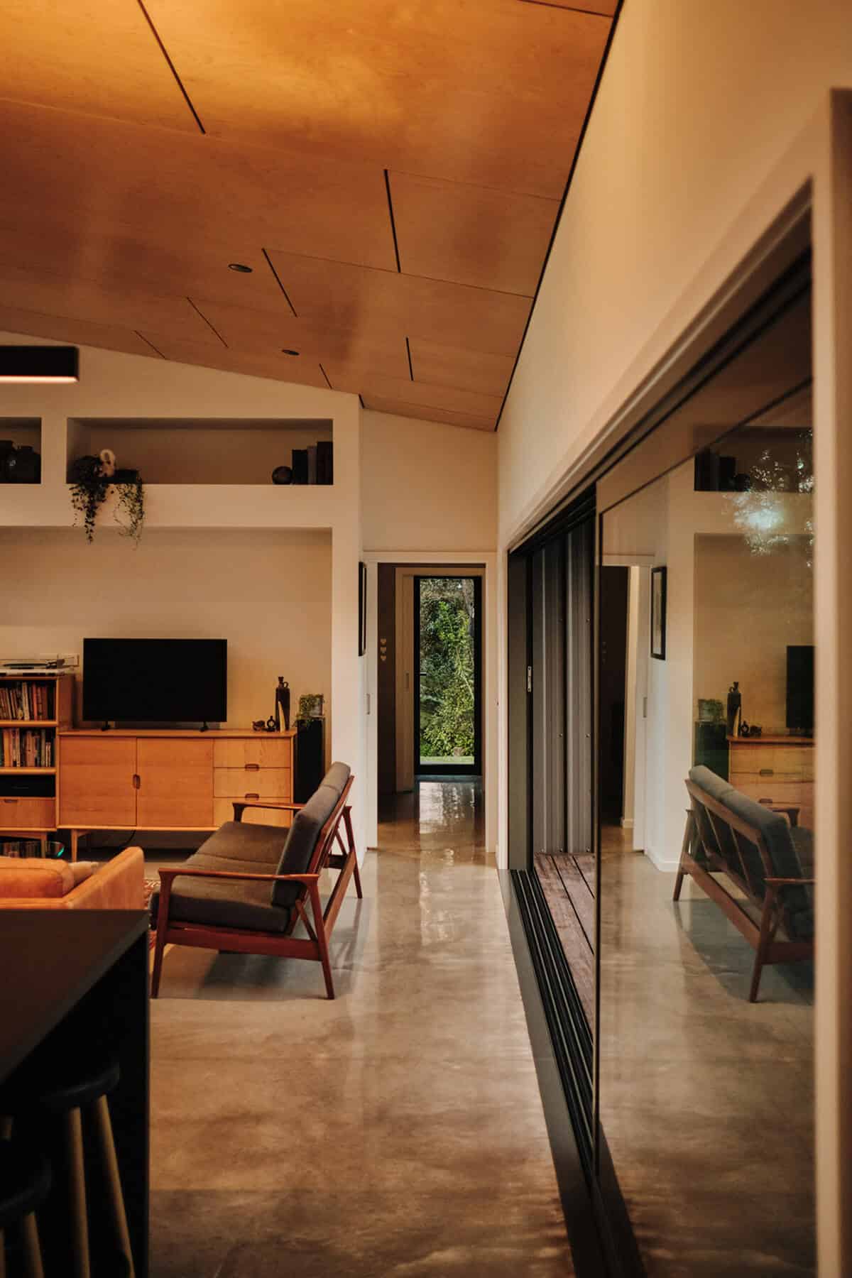 PeterFell-Fully-Informed-04