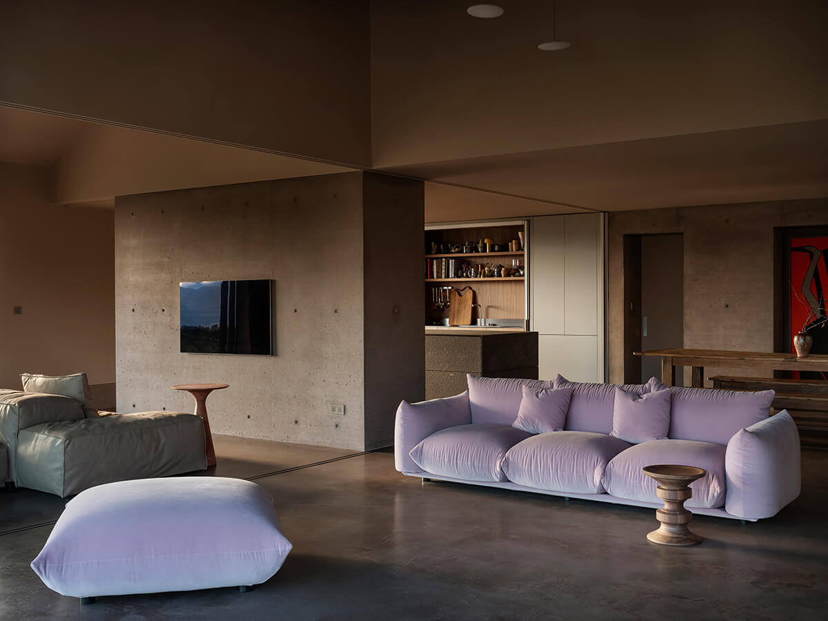 PeterFell-Silent-Intentsity-05