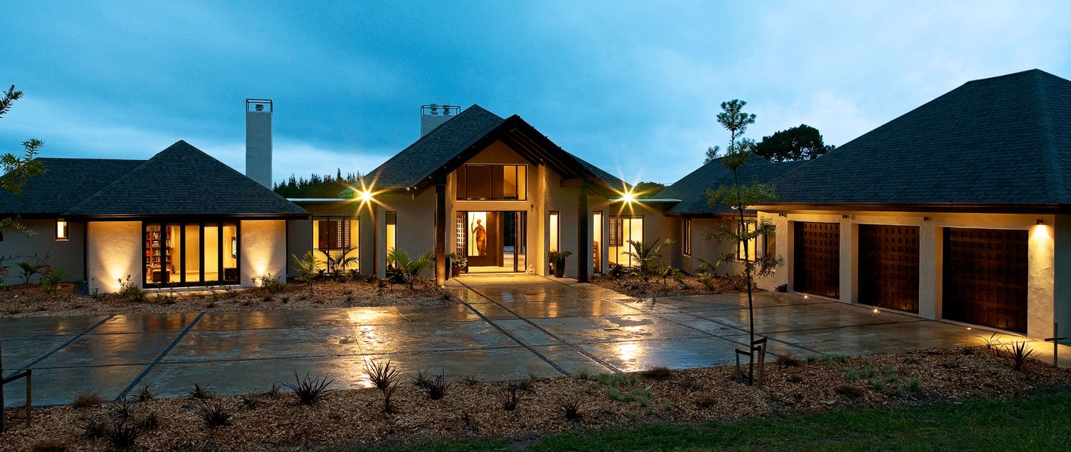 PeterFell-coloured-concrete-driveway-Wake-Road clean concrete driveway