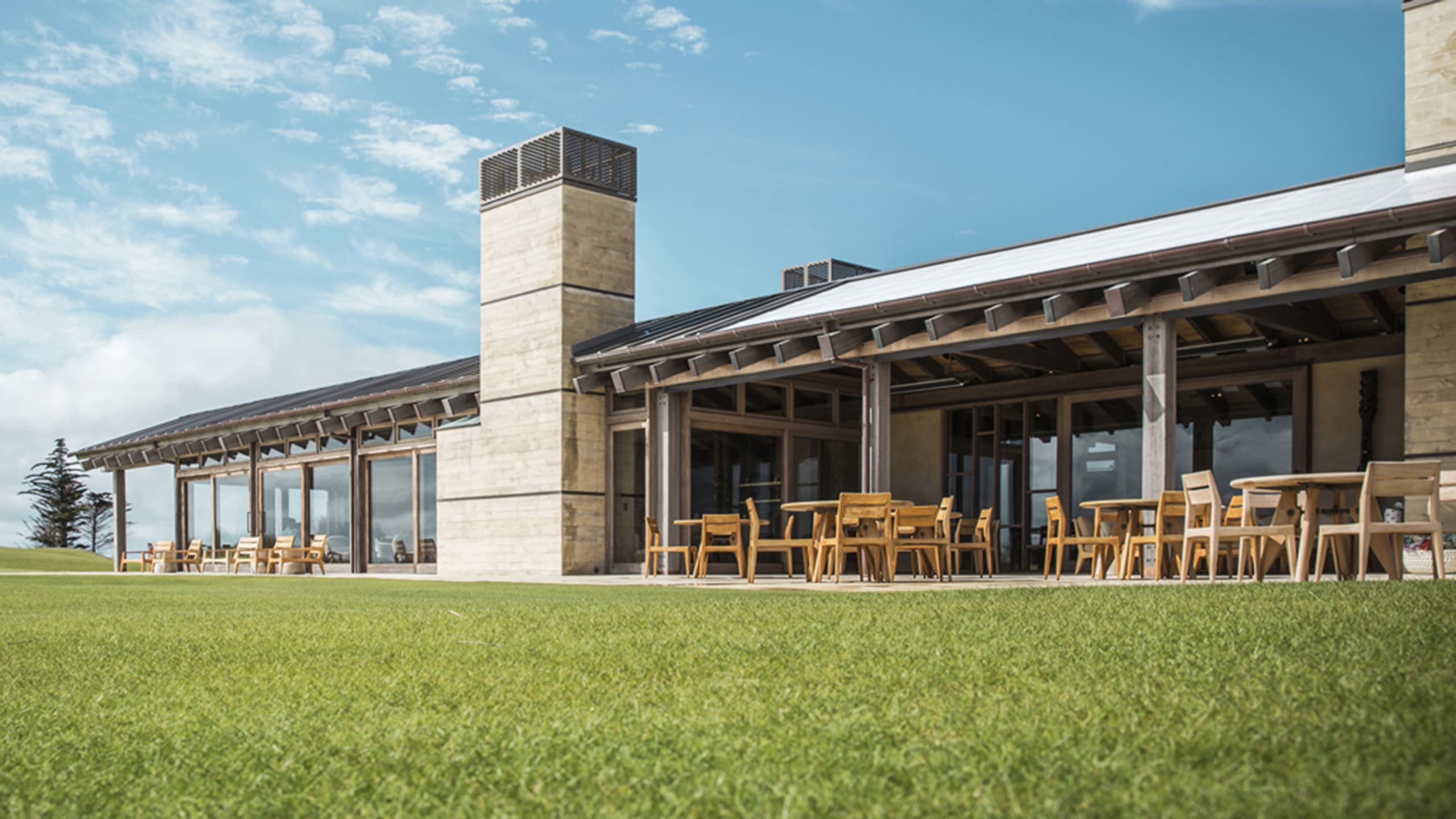custom coloured concrete at Tara Iti Golf Course clubhouse.